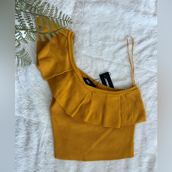 Express Single Shoulder Ruffle Top - Picture 5 of 6